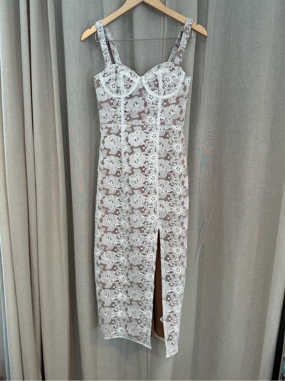 Hutch 0 White Floral Lace Midi Dress with Front Slit